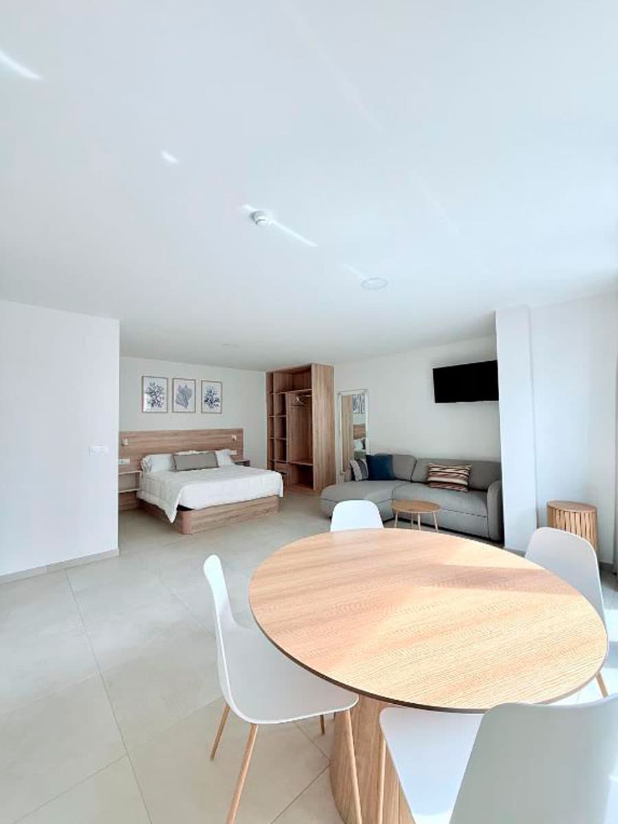 Apartamentos Limar